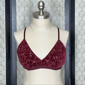Gilly Hicks Sydney Velour Convertible Straps Bra